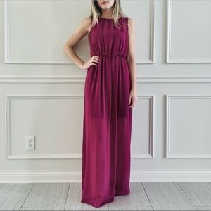 {Gianni Bini} Chiffon Sleeveless Maxi Dress